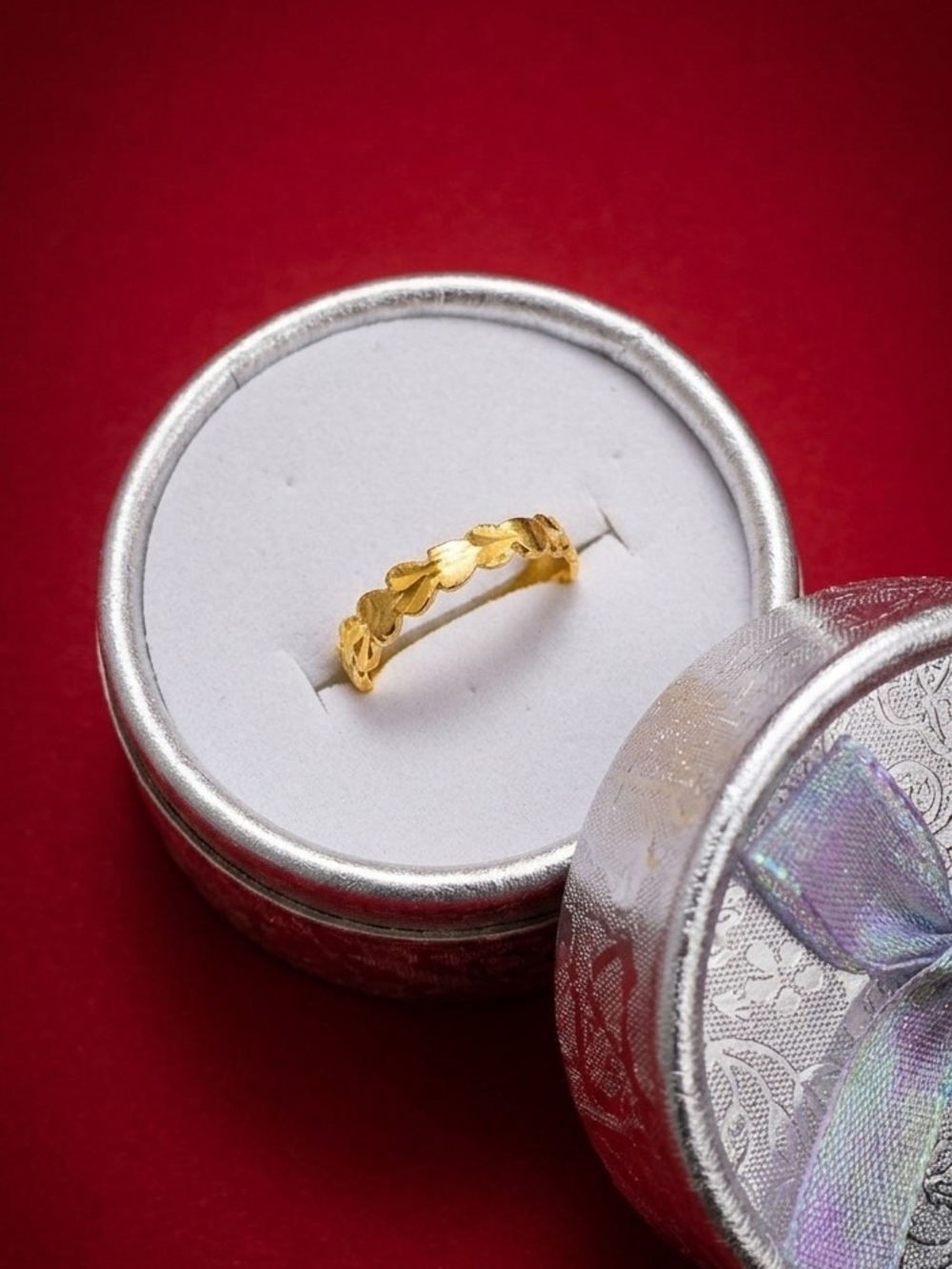 10K Yellow Gold Gold Leaf Motif Band Ring for Women 1g Size 5.25
